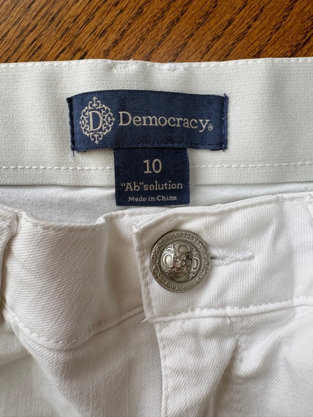 Democracy Women's White Ab Solution Straight Leg Jeans - Picture 2 of 8